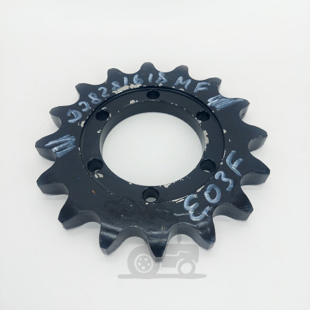 D28281618 Зірочка приводу похилої камери Massey Ferguson (D28280262) Z16